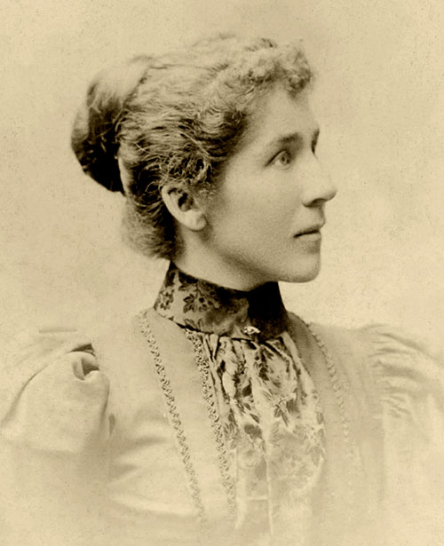 Photo of photos/Harriet Sarah MacLennan_Young Woman_Portrait